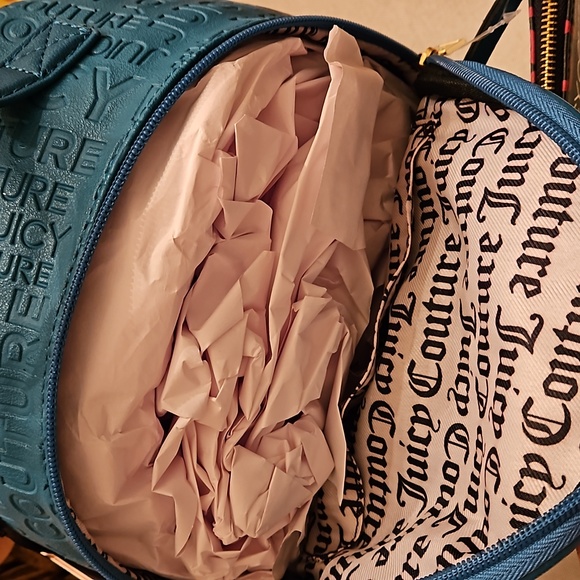 Juicy Couture backpack with removable pouch ✨️Host Pick✨️ - Picture 6 of 9